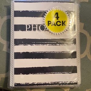 4 Pack of Plastic Photo Albums